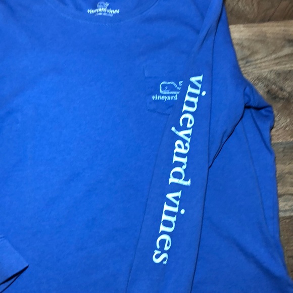 Women’s vineyard vines L/S shirt - Picture 2 of 4